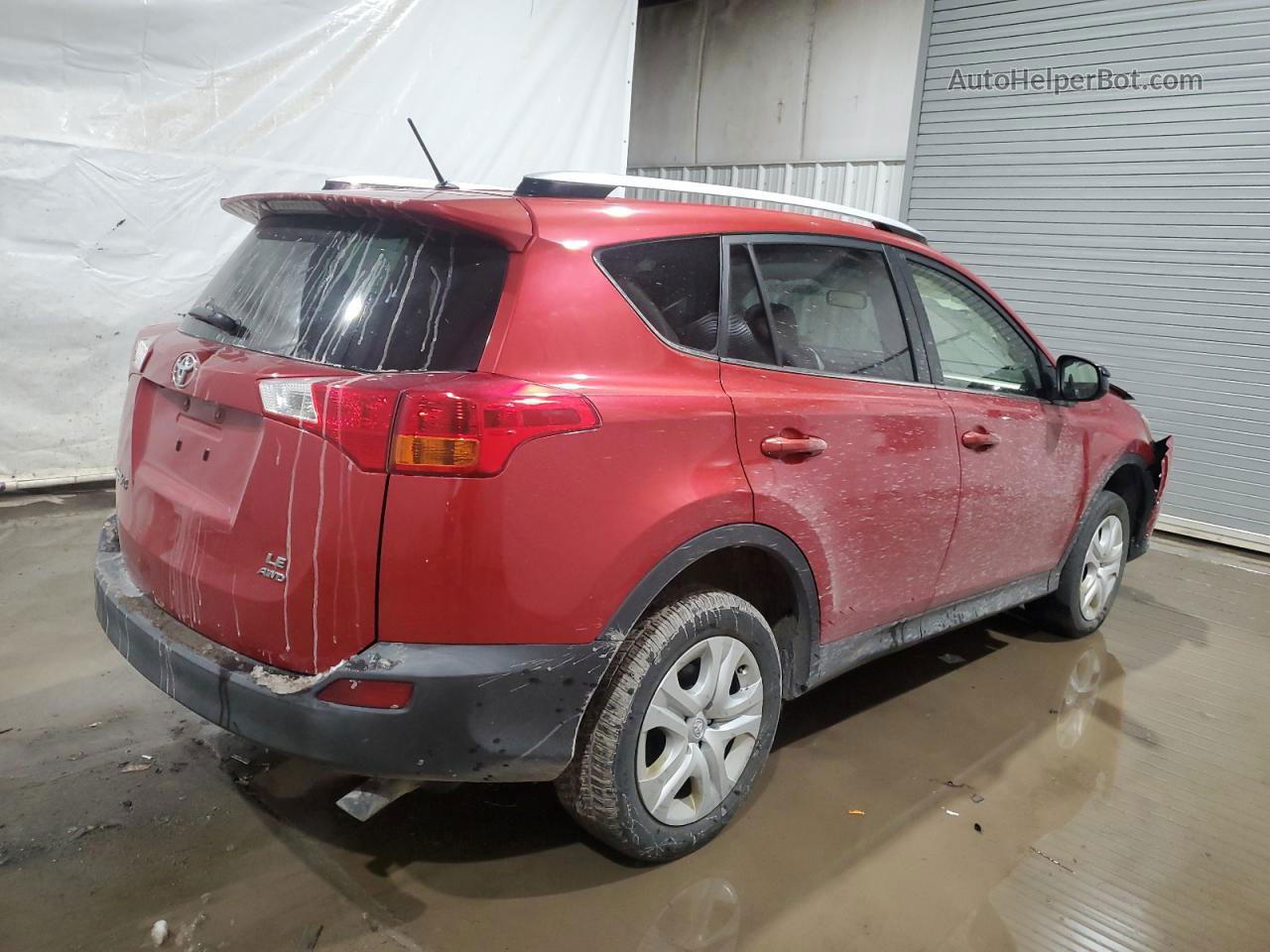 2015 Toyota Rav4 Le Red vin: JTMBFREVXFJ024051