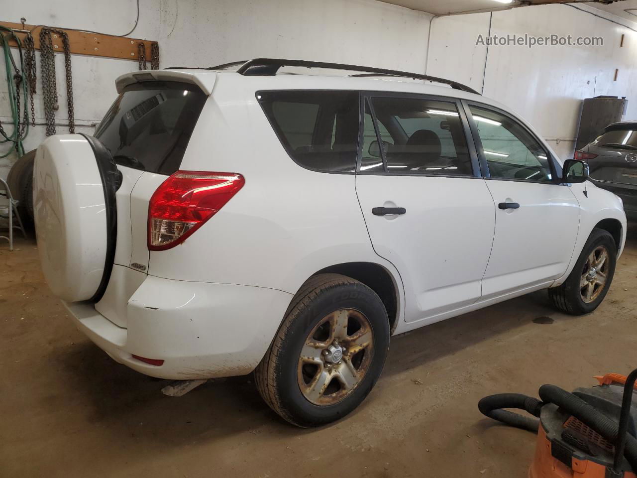 2007 Toyota Rav4  White vin: JTMBK33V475015433