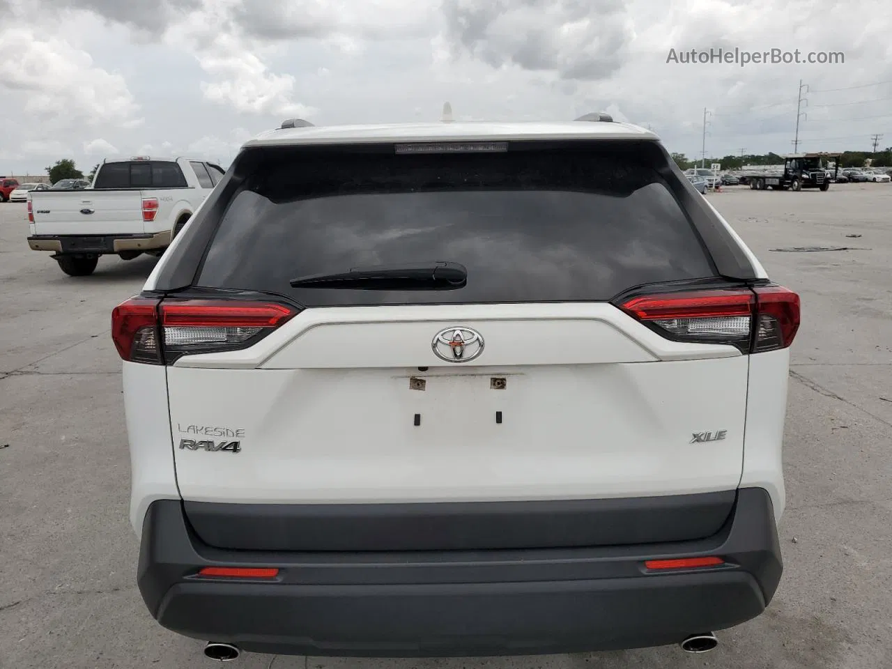 2020 Toyota Rav4 Xle Premium White vin: JTMC1RFV0LD051500