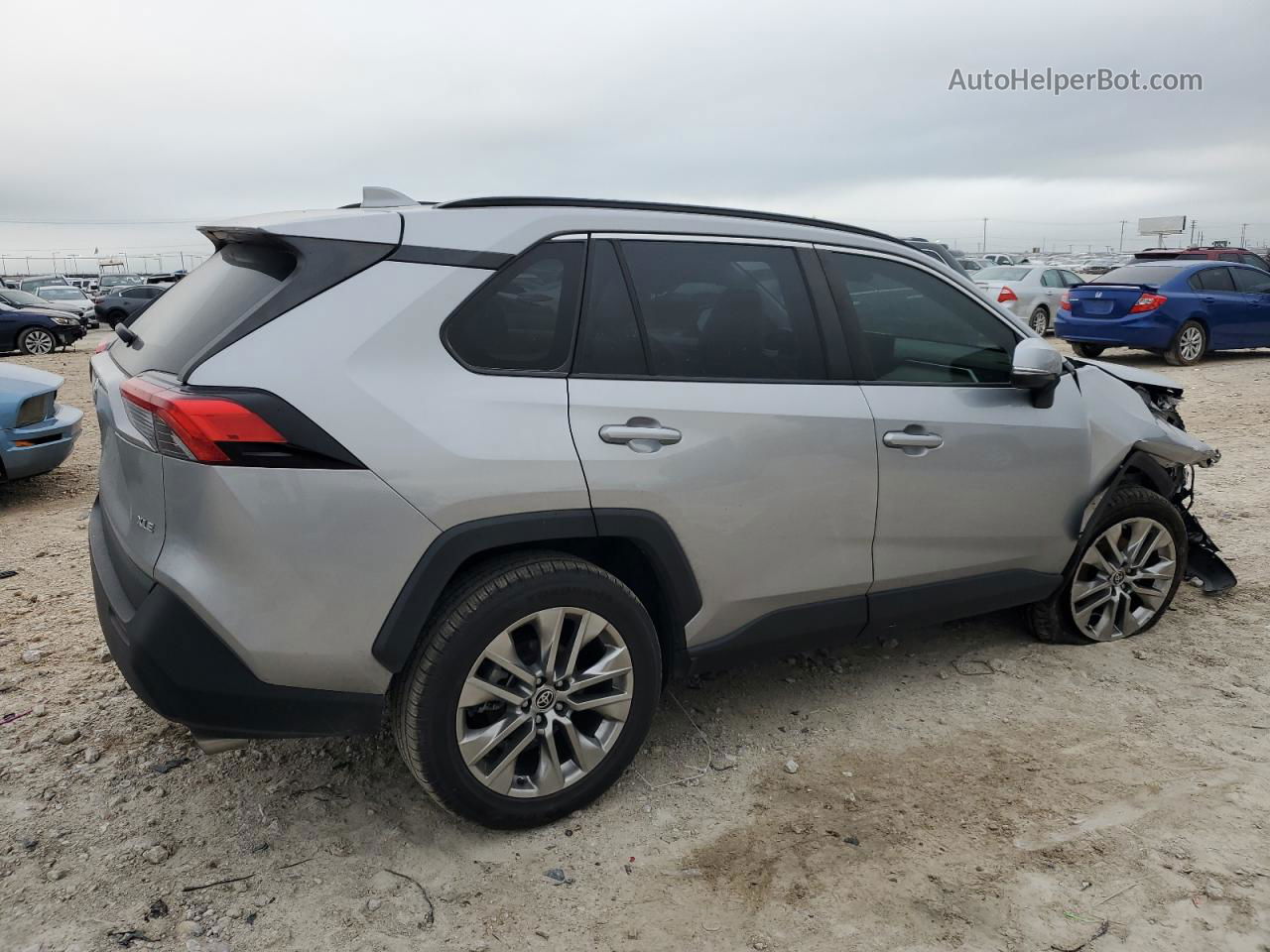 2020 Toyota Rav4 Xle Premium Silver vin: JTMC1RFV6LJ020771