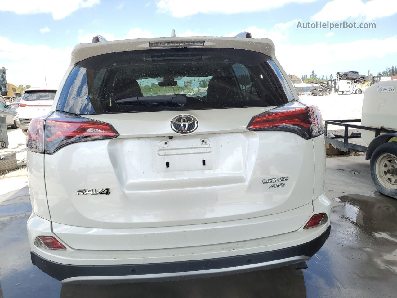 2017 Toyota Rav4 Limited White vin: JTMDFREV8HJ705840