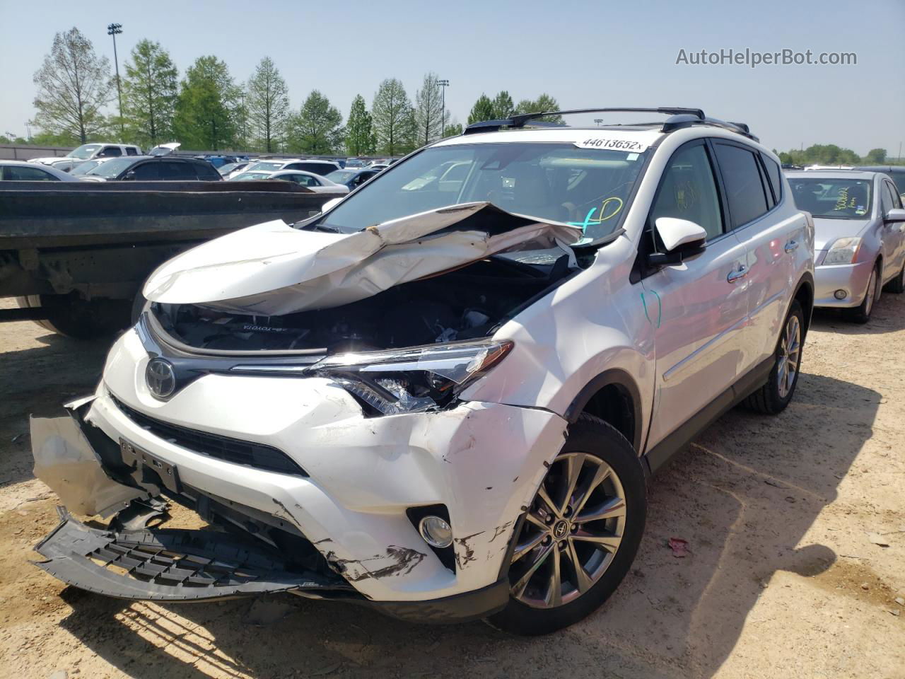 2017 Toyota Rav4 Limited White vin: JTMDFREV8HJ713713