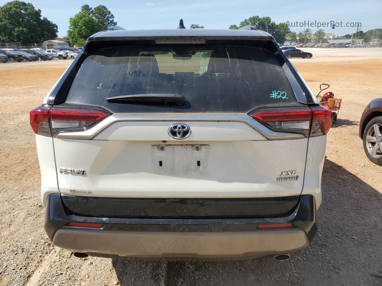 2020 Toyota Rav4 Xse White vin: JTMEWRFV5LJ049110