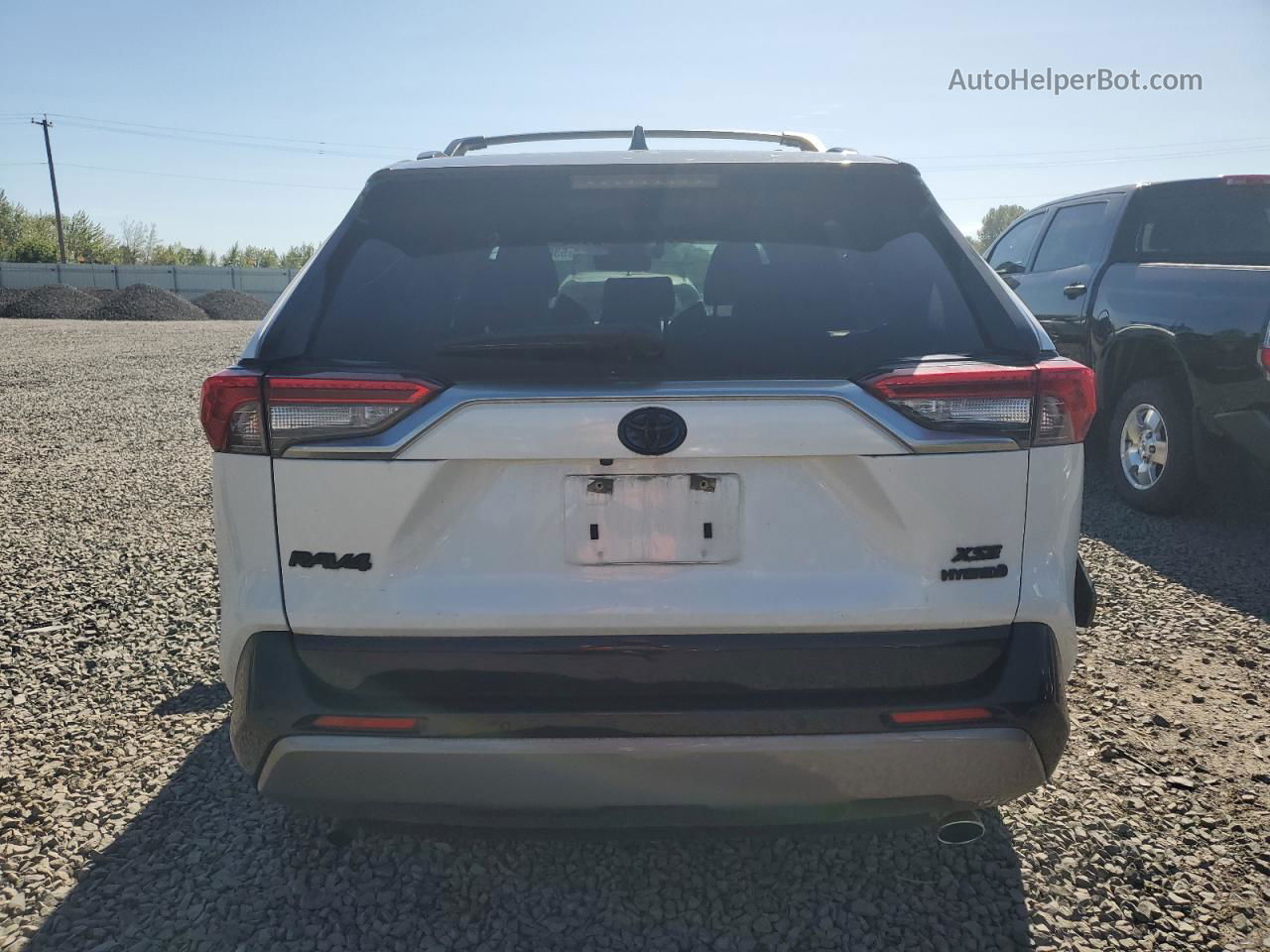 2020 Toyota Rav4 Xse White vin: JTMEWRFVXLJ049149