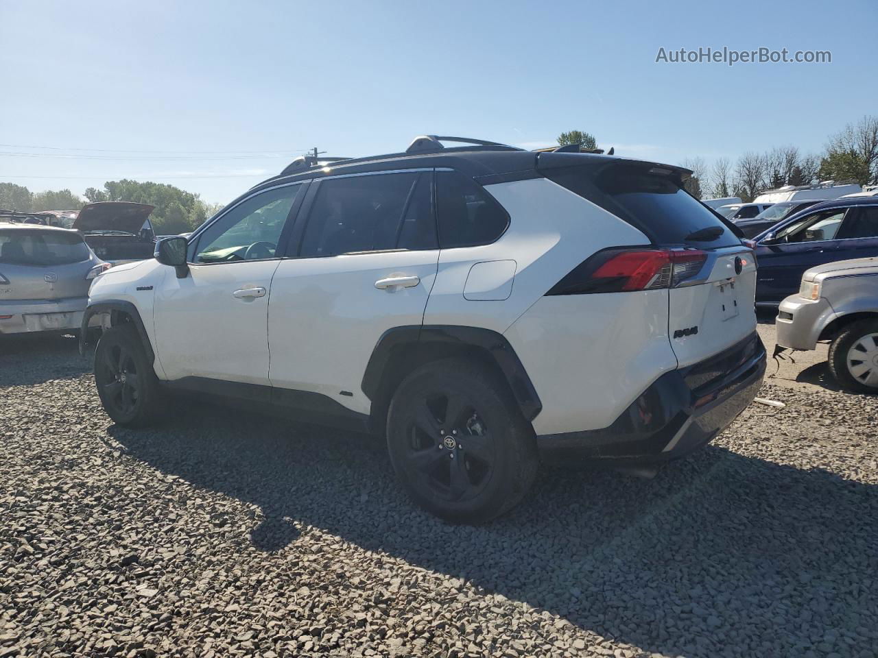 2020 Toyota Rav4 Xse White vin: JTMEWRFVXLJ049149