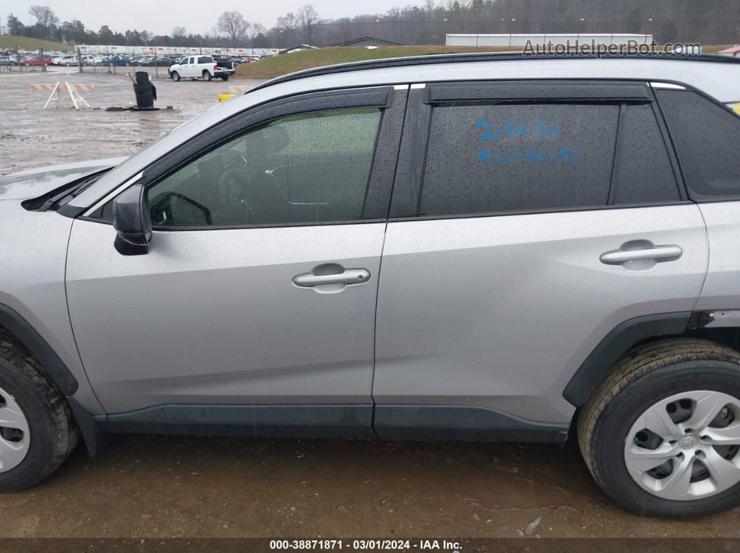 2019 Toyota Rav4 Le Silver vin: JTMF1RFV0KD020663