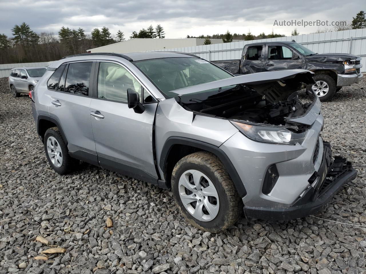 2019 Toyota Rav4 Le Серебряный vin: JTMF1RFV2KD503233