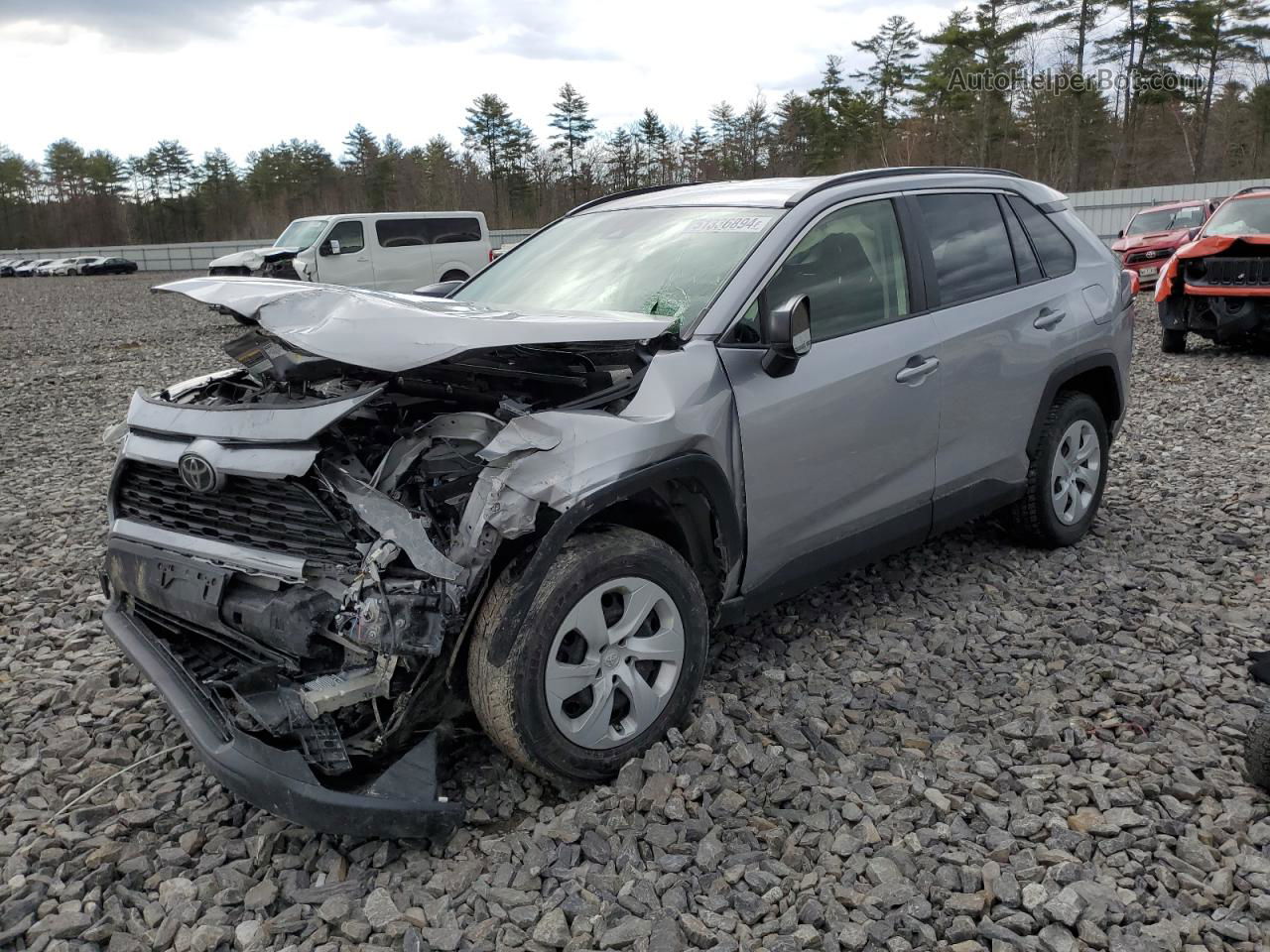 2019 Toyota Rav4 Le Silver vin: JTMF1RFV2KD503233