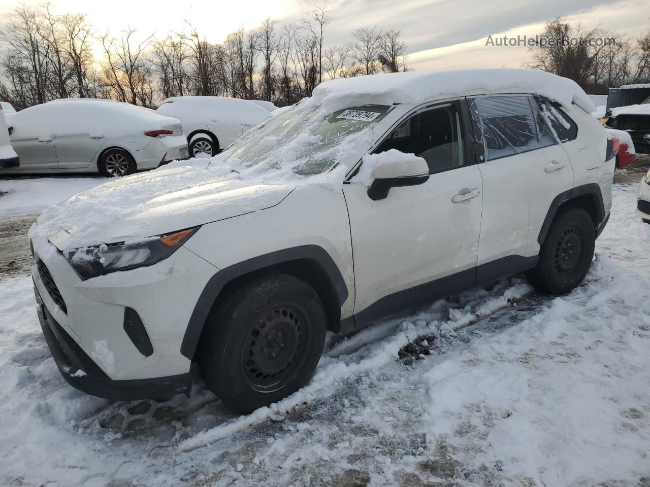 2019 Toyota Rav4 Le White vin: JTMG1RFV7KJ003591