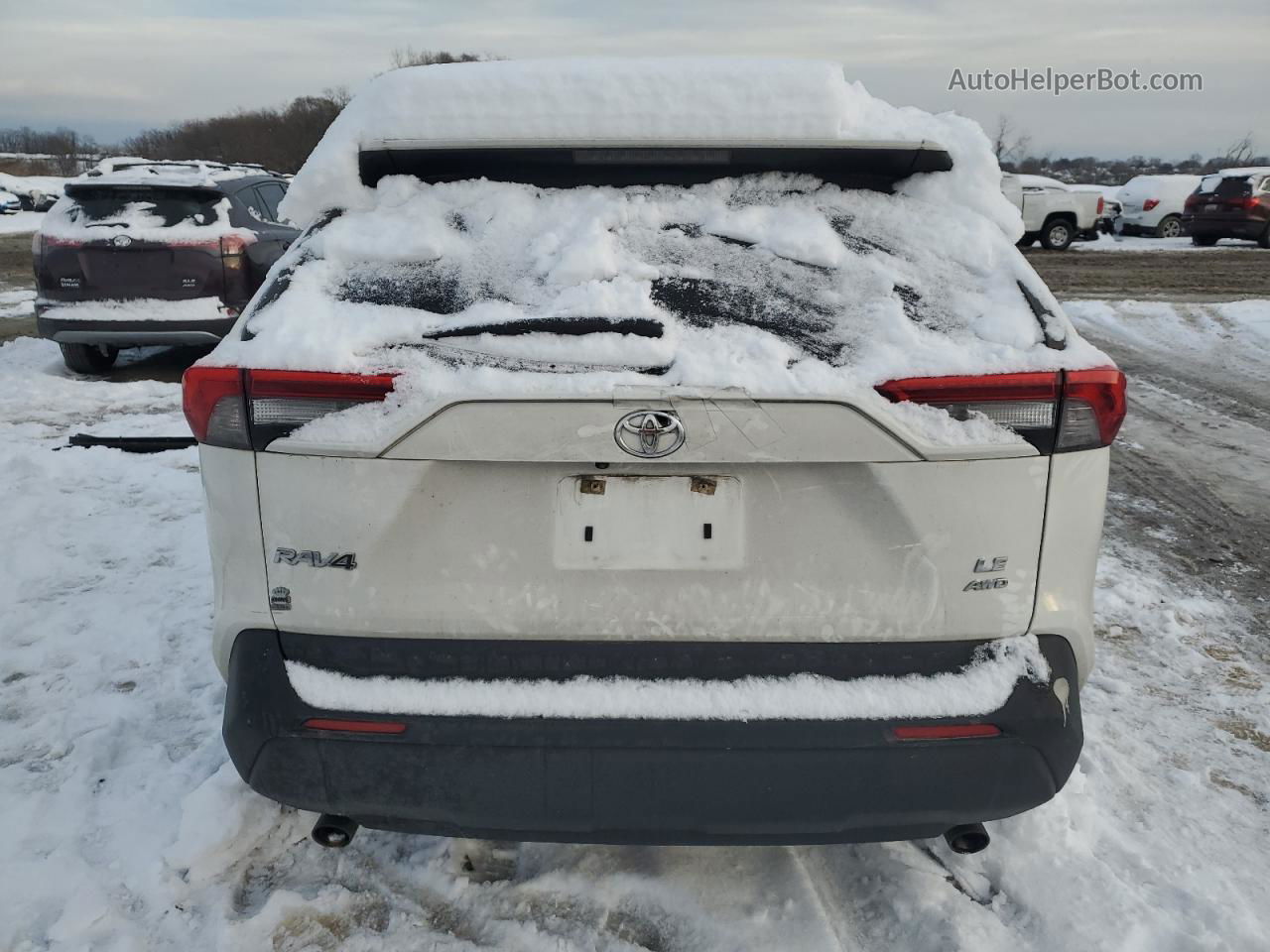 2019 Toyota Rav4 Le White vin: JTMG1RFV7KJ003591