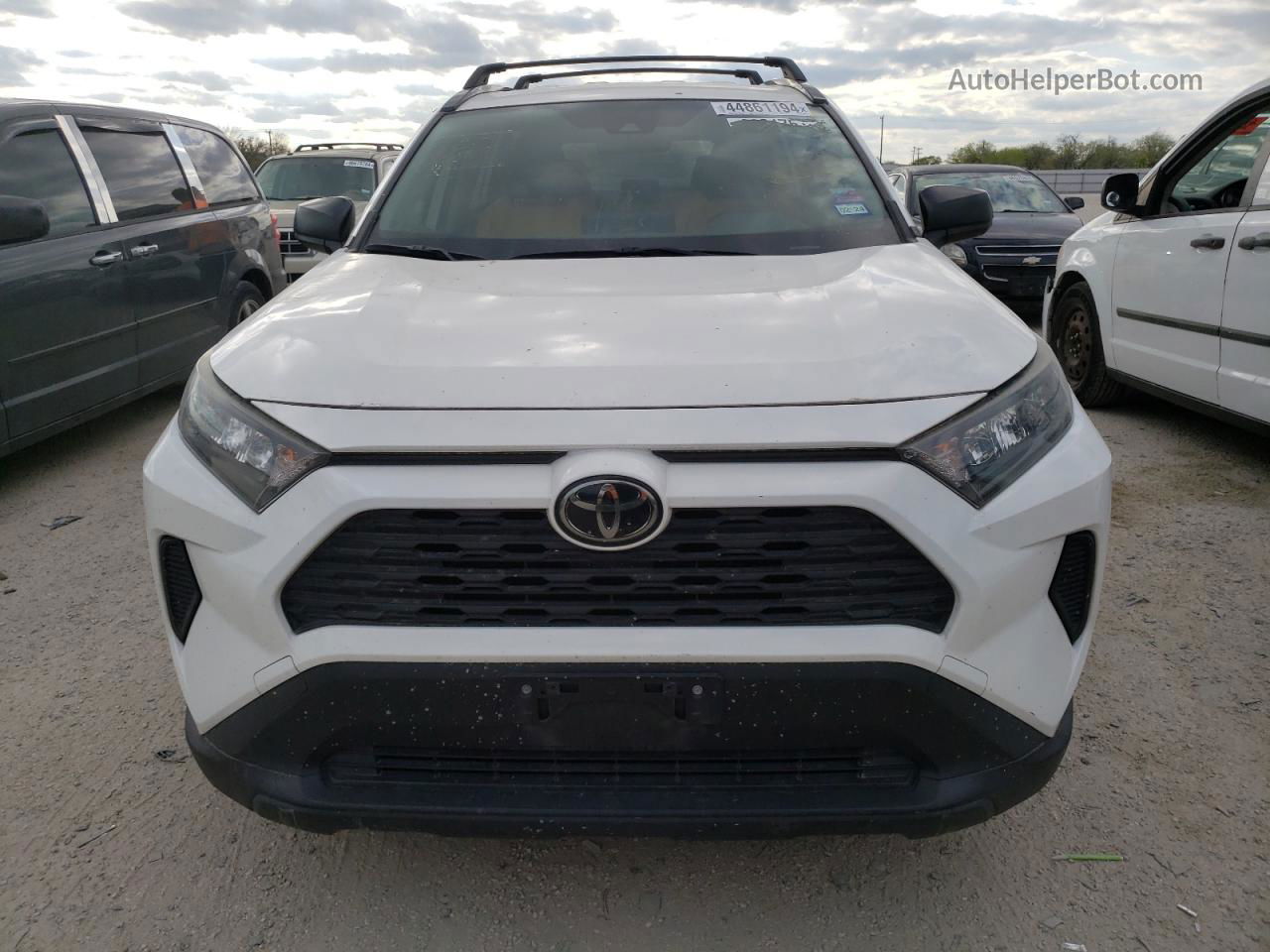 2019 Toyota Rav4 Le White vin: JTMH1RFV0KD507063