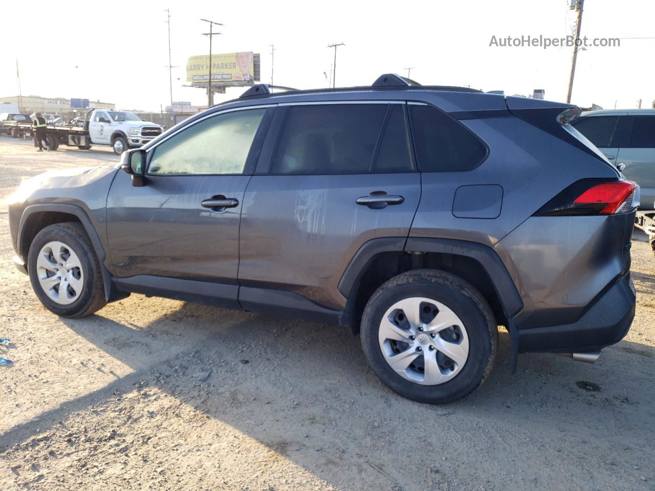 2019 Toyota Rav4 Le Gray vin: JTMH1RFV2KD021578