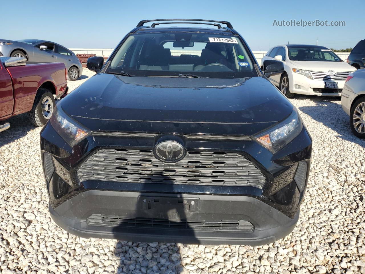 2019 Toyota Rav4 Le Black vin: JTMH1RFV5KJ004811