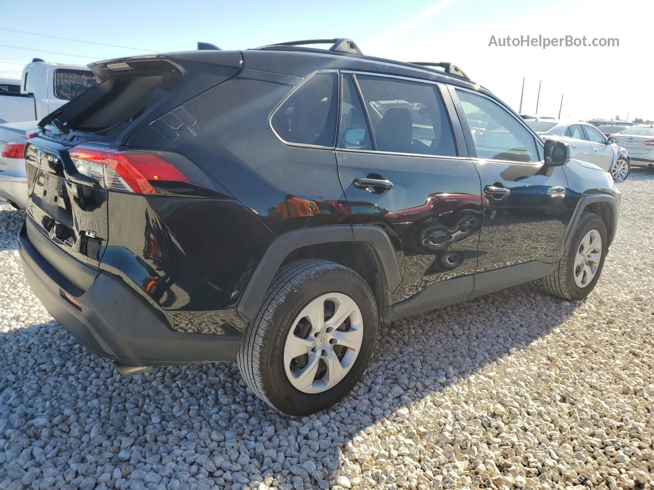 2019 Toyota Rav4 Le Black vin: JTMH1RFV5KJ004811