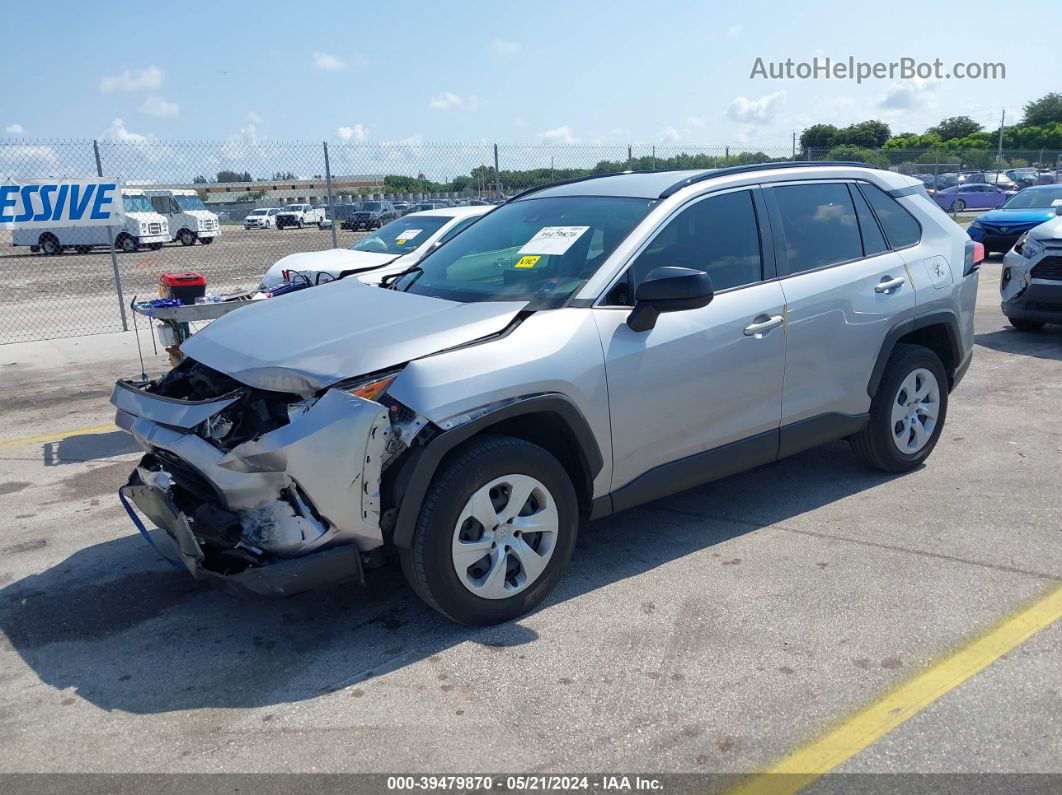 2020 Toyota Rav4 Le Silver vin: JTMH1RFV7LD051516