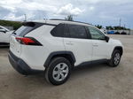 2019 Toyota Rav4 Le White vin: JTMH1RFVXKD507412