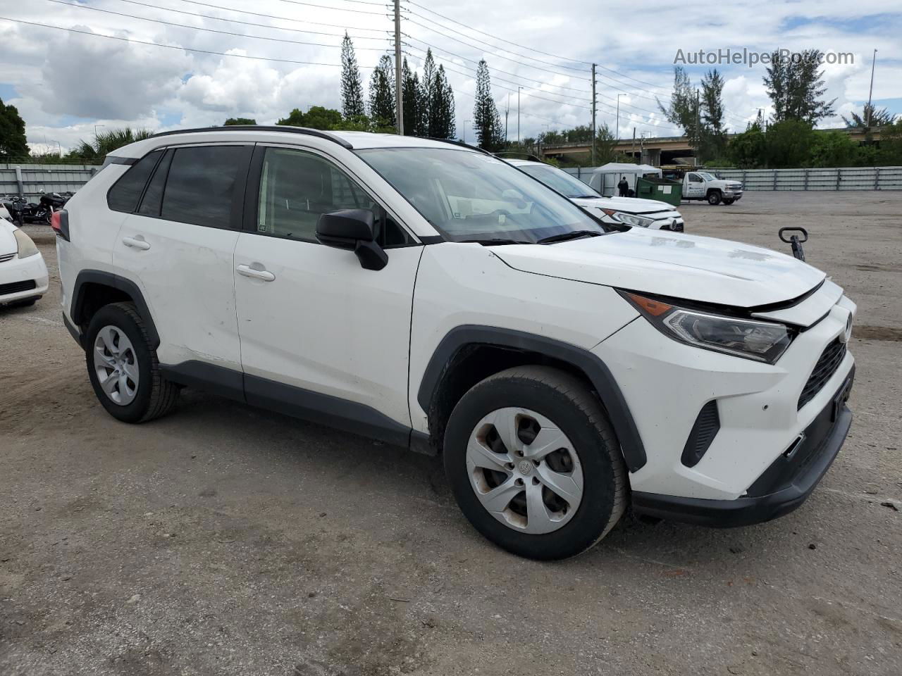 2019 Toyota Rav4 Le Белый vin: JTMH1RFVXKD507412