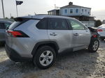 2021 Toyota Rav4 Le Silver vin: JTMLWRFV7MD559627