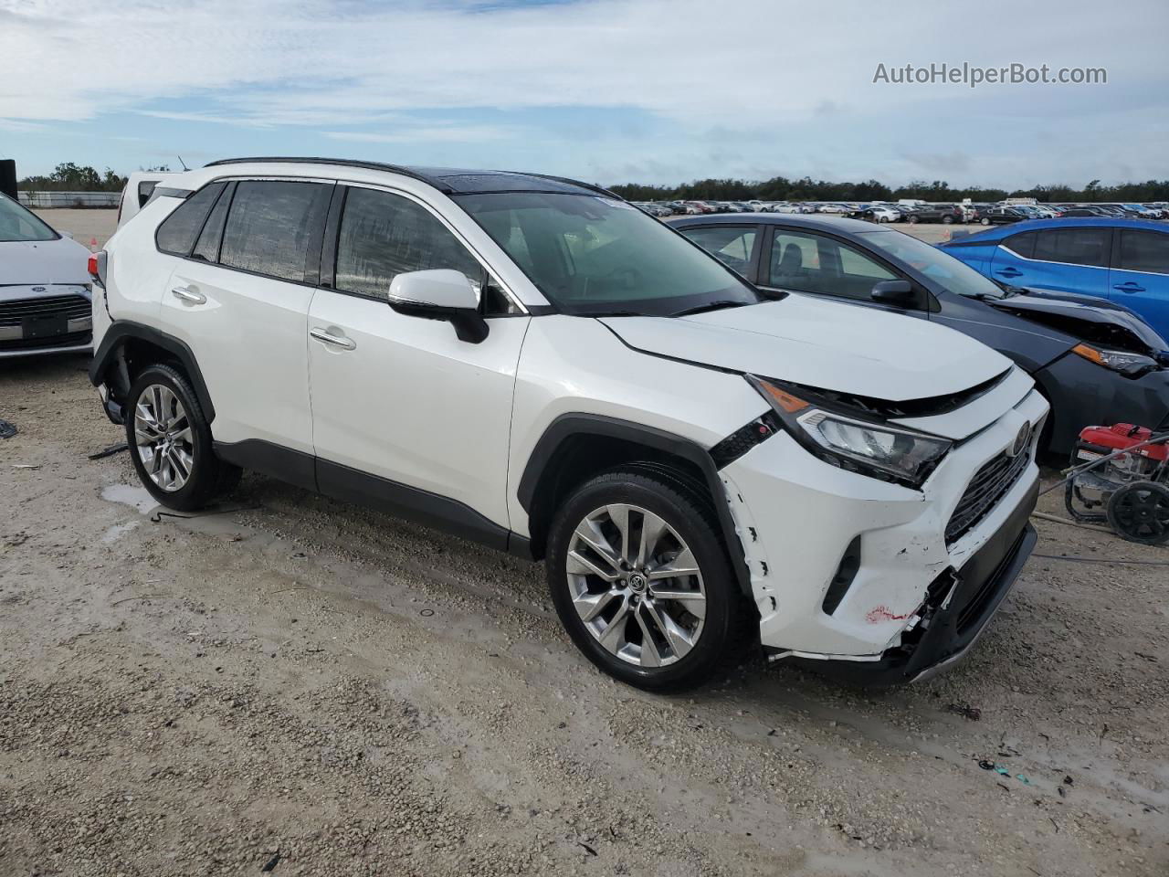 2019 Toyota Rav4 Limited White vin: JTMN1RFV1KD519175