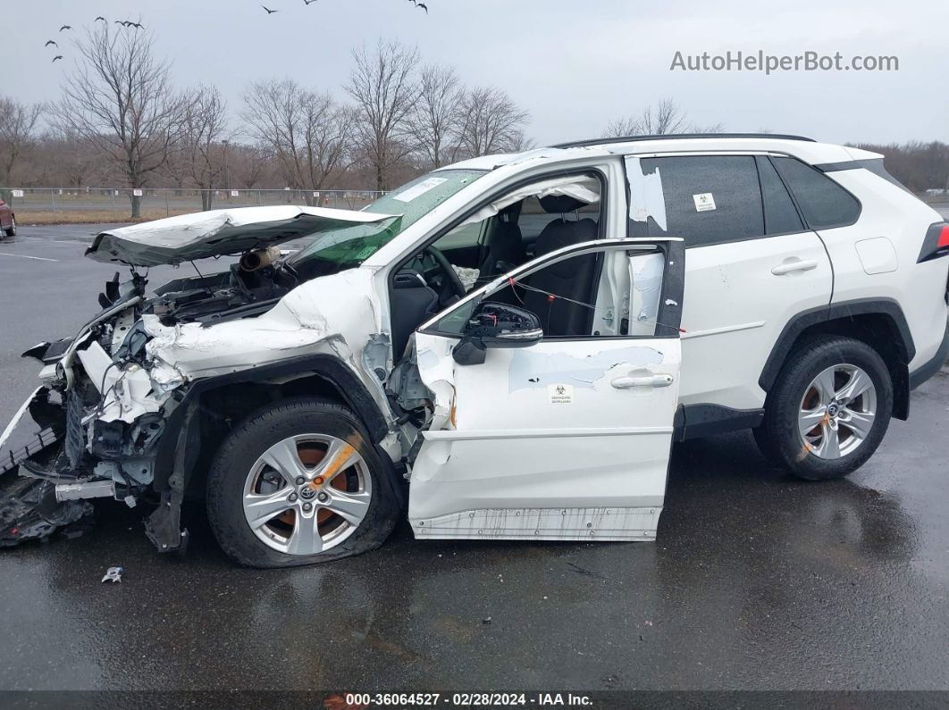 2019 Toyota Rav4 Xle White vin: JTMP1RFV6KJ020012