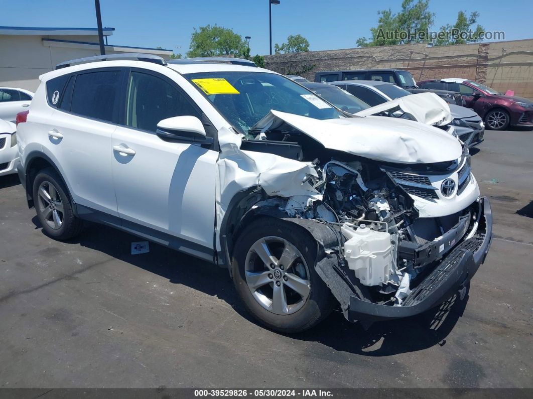 2015 Toyota Rav4 Xle White vin: JTMRFREV2FD147730