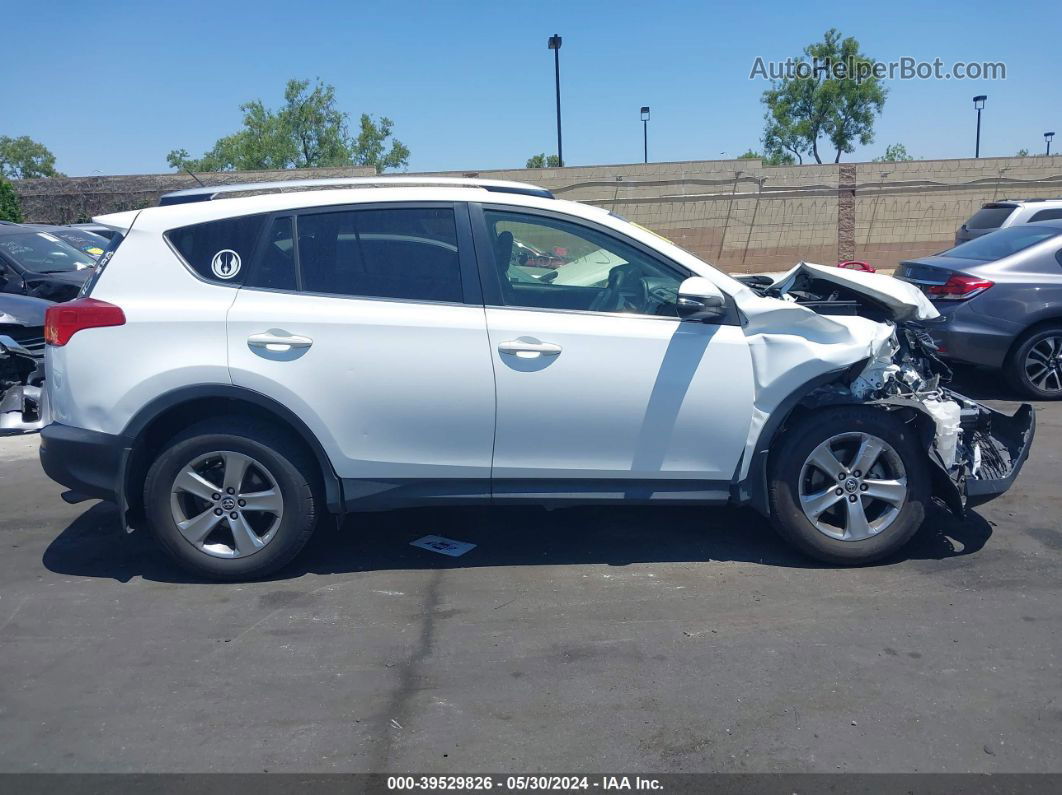 2015 Toyota Rav4 Xle White vin: JTMRFREV2FD147730