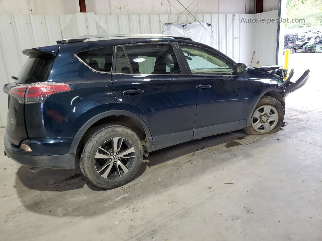 2017 Toyota Rav4 Xle Blue vin: JTMRFREV4HD218879