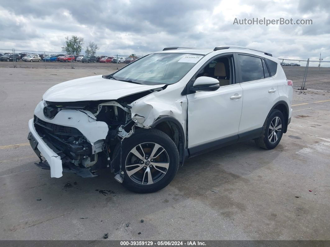 2018 Toyota Rav4 Xle White vin: JTMRFREV6JD248214