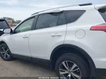 2018 Toyota Rav4 Xle Белый vin: JTMRFREV6JJ260509