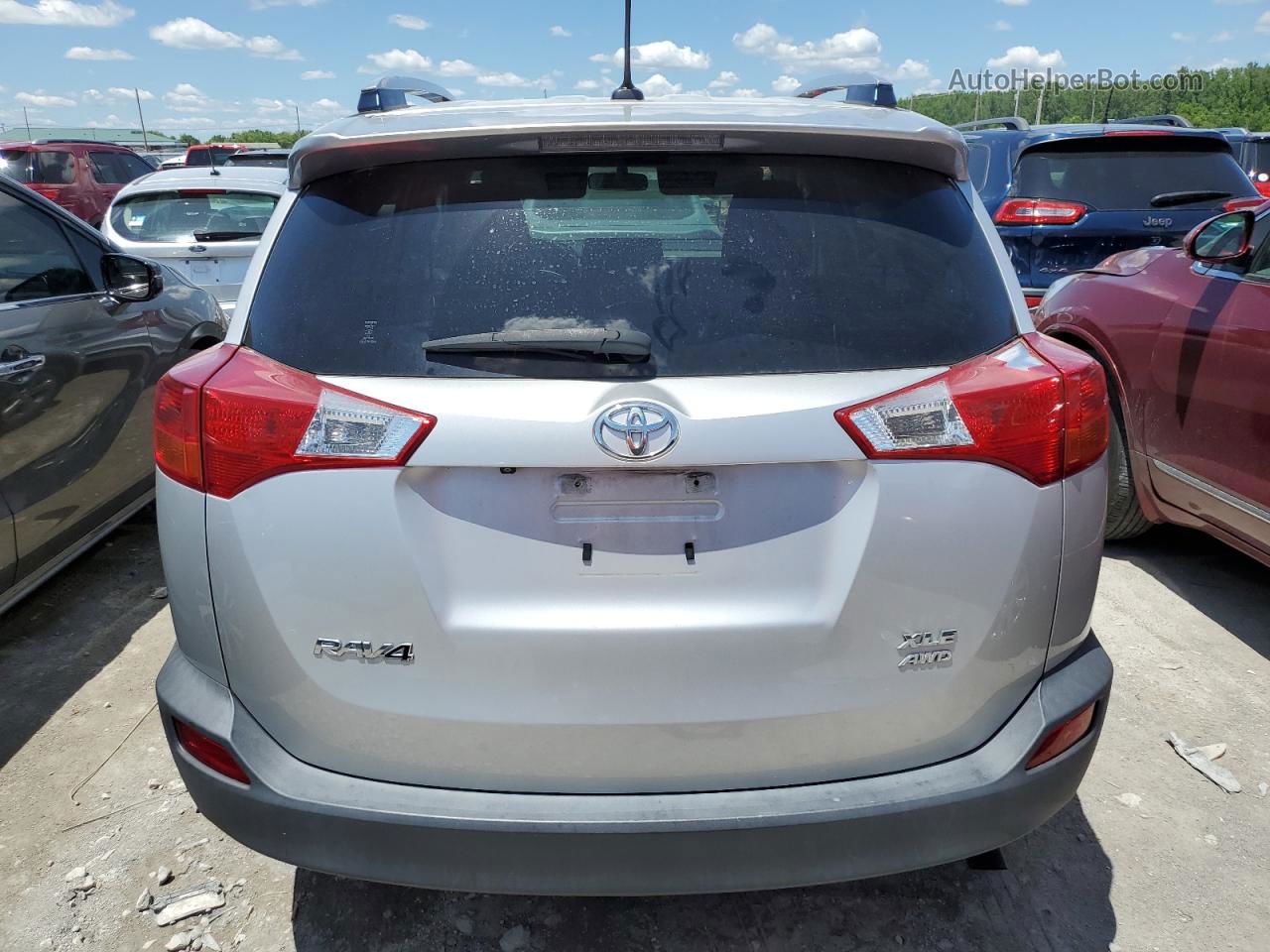 2015 Toyota Rav4 Xle Silver vin: JTMRFREV7FJ042568