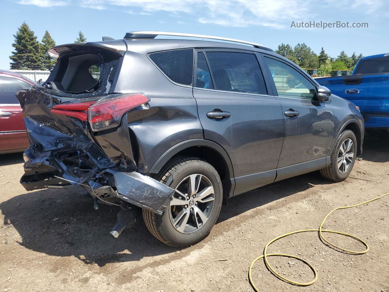 2017 Toyota Rav4 Xle Gray vin: JTMRFREVXHD213444