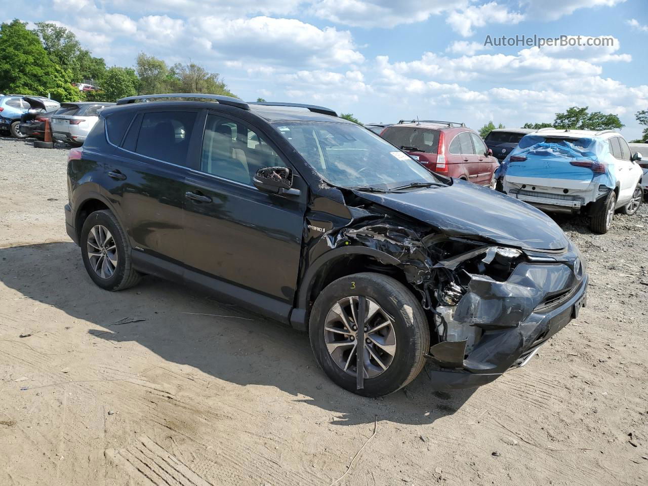 2017 Toyota Rav4 Hv Le Black vin: JTMRJREV2HD137975