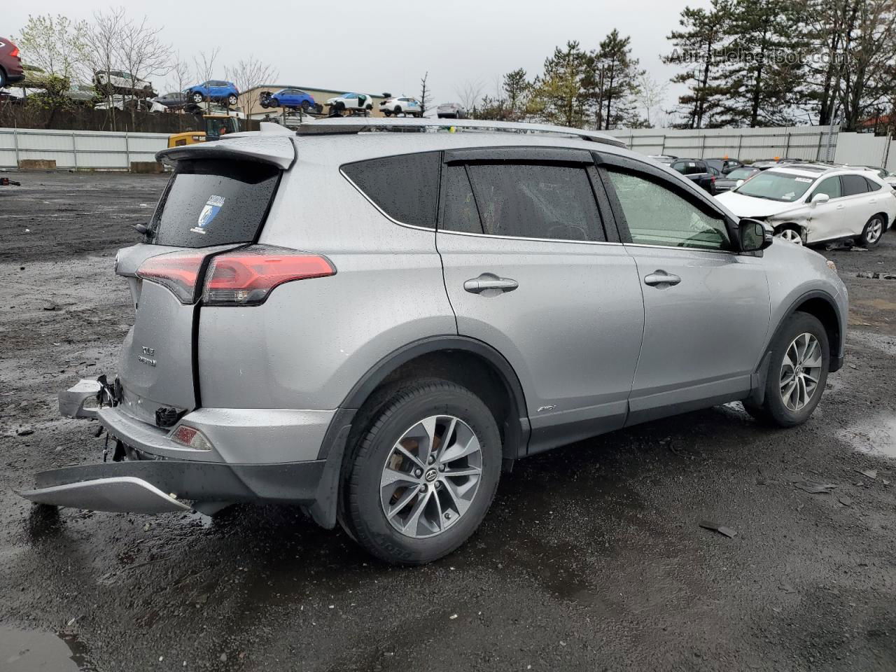 2018 Toyota Rav4 Hv Le Gray vin: JTMRJREV6JD166563