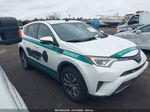 2017 Toyota Rav4 Hv Le/xle White vin: JTMRJREVXHD108739