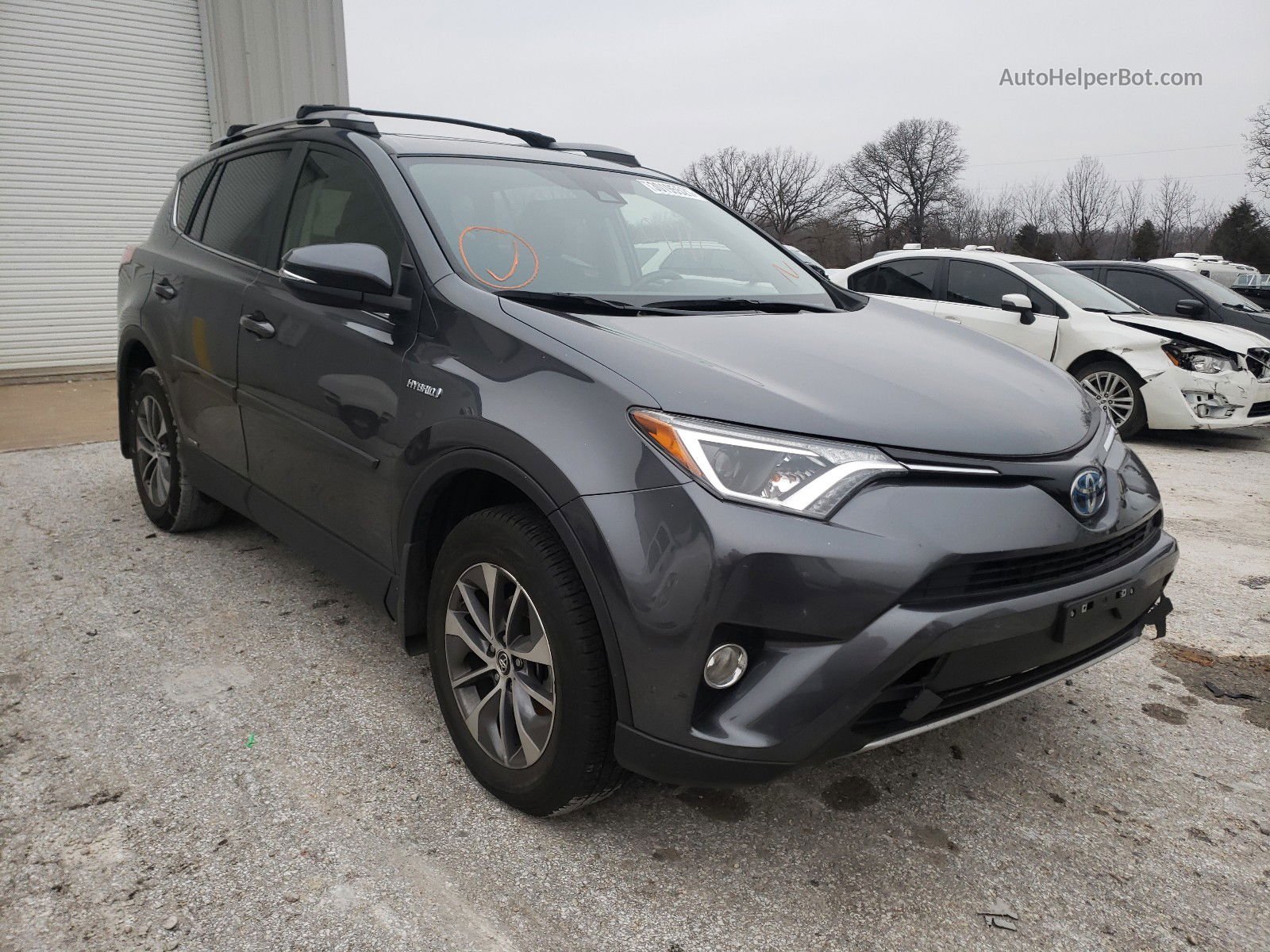 2017 Toyota Rav4 Hv Le Угольный vin: JTMRJREVXHD124455