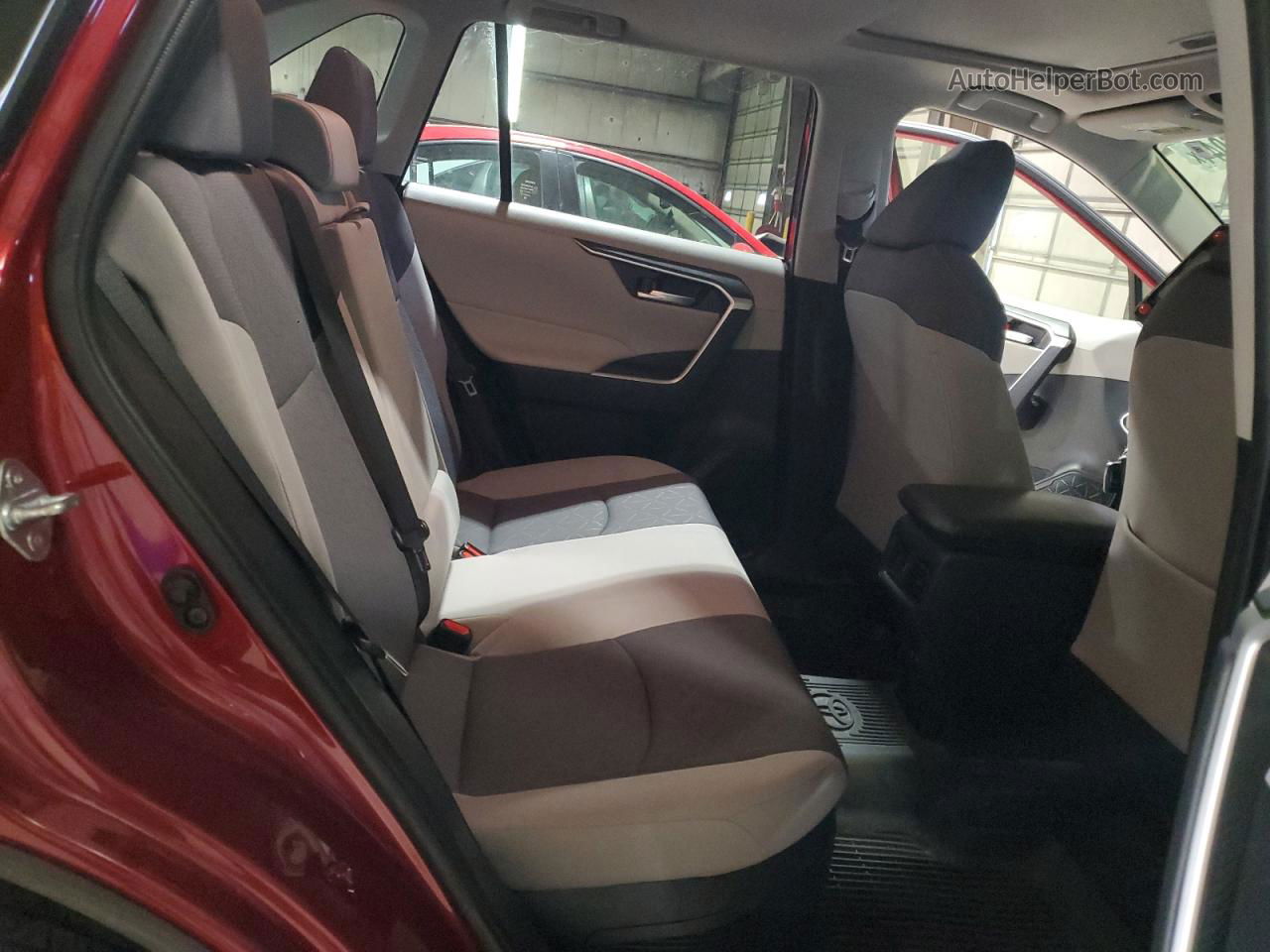 2019 Toyota Rav4 Xle Red vin: JTMRWRFVXKJ018810