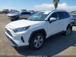 2019 Toyota Rav4 Xle Белый vin: JTMW1RFV5KD030167