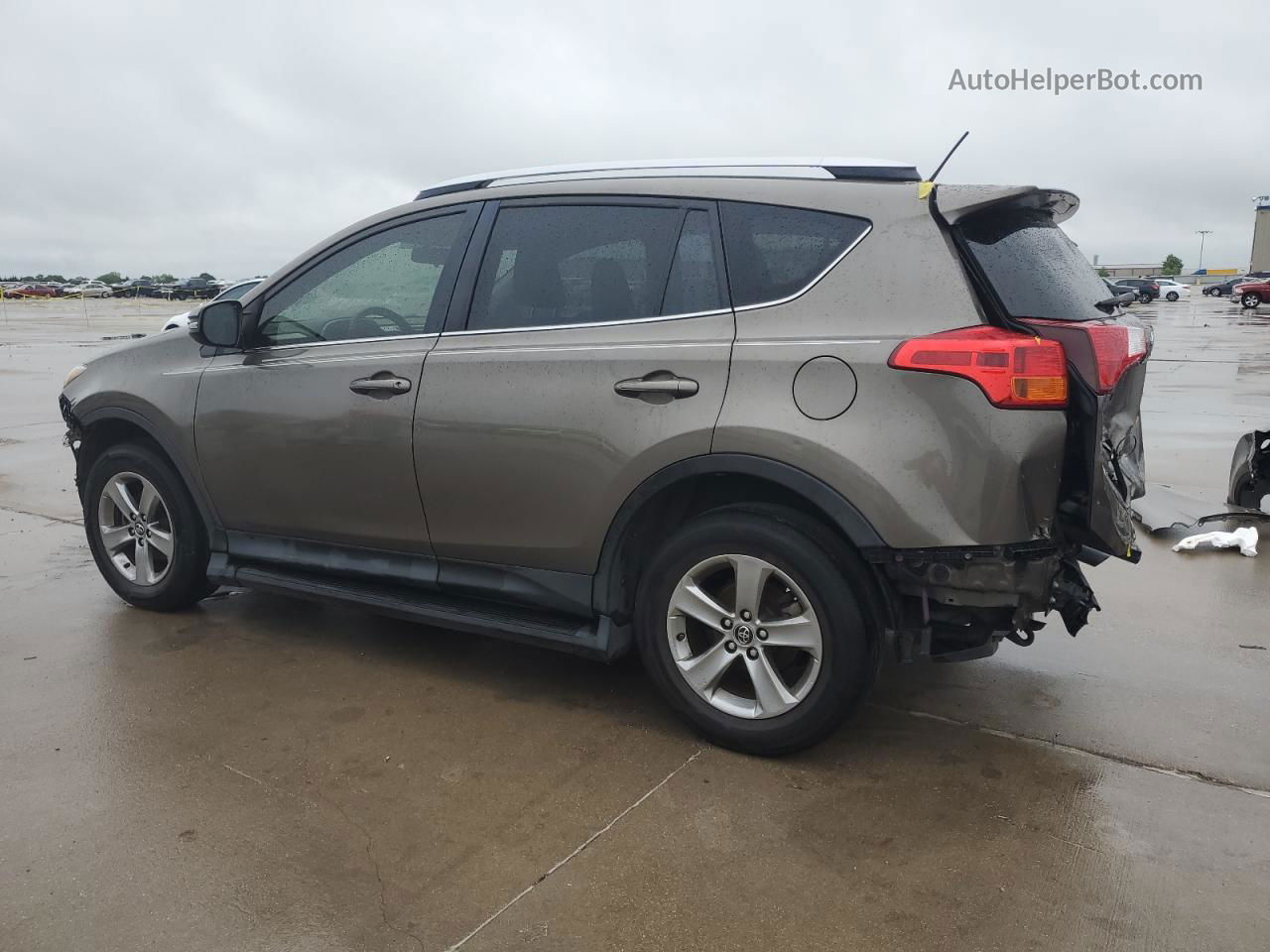 2015 Toyota Rav4 Xle Tan vin: JTMWFREV0FD067927