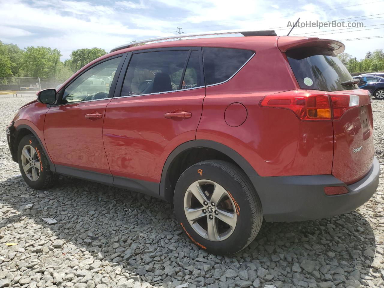 2015 Toyota Rav4 Xle Красный vin: JTMWFREV0FD078037