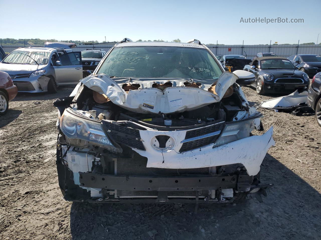 2015 Toyota Rav4 Xle White vin: JTMWFREV2FJ032324