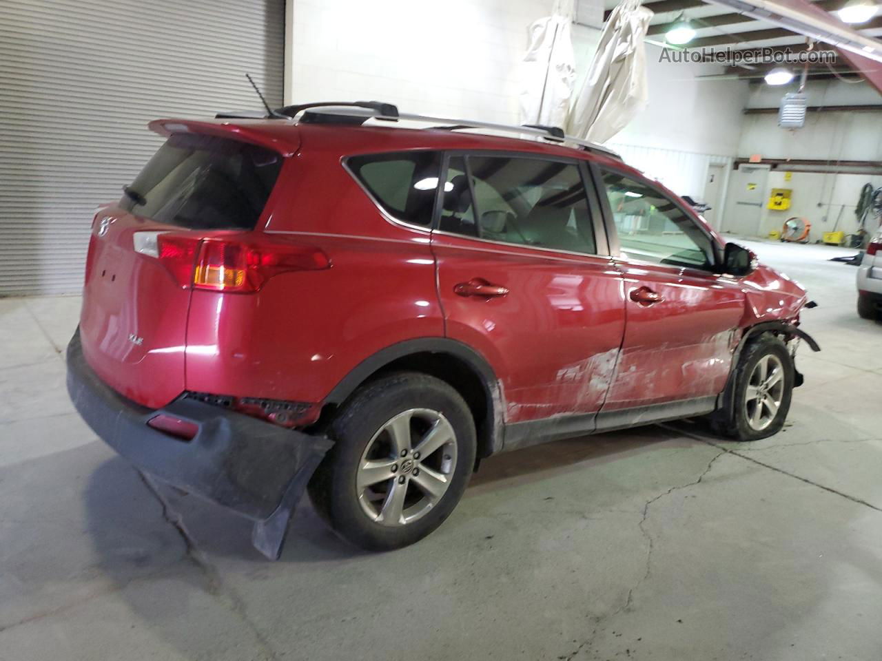 2015 Toyota Rav4 Xle Red vin: JTMWFREV3FD058364