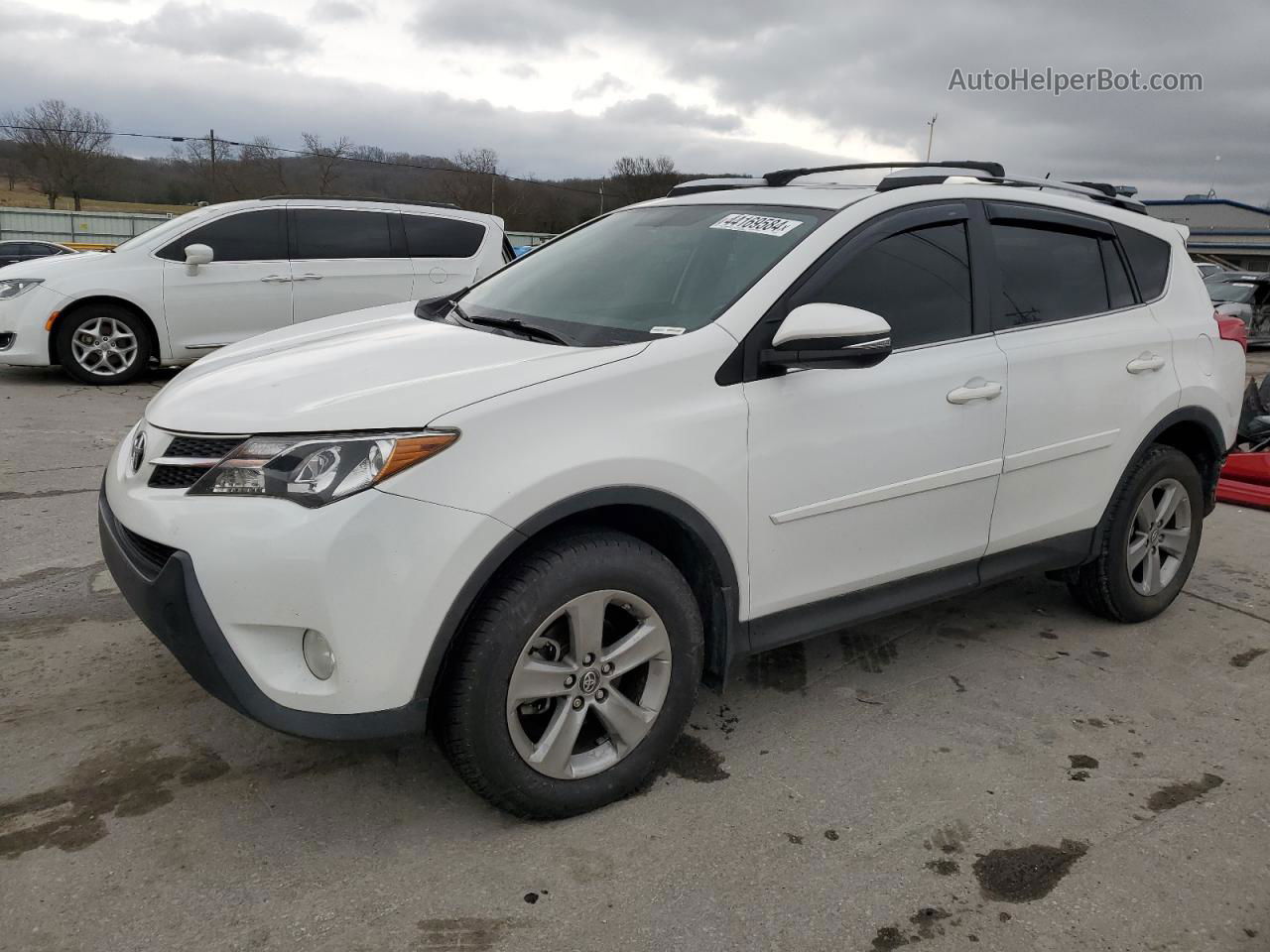 2015 Toyota Rav4 Xle Белый vin: JTMWFREV3FD065413