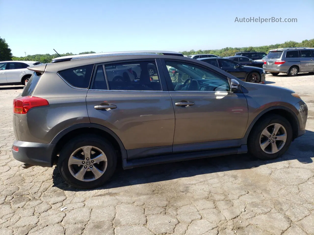 2015 Toyota Rav4 Xle Brown vin: JTMWFREV6FD075420