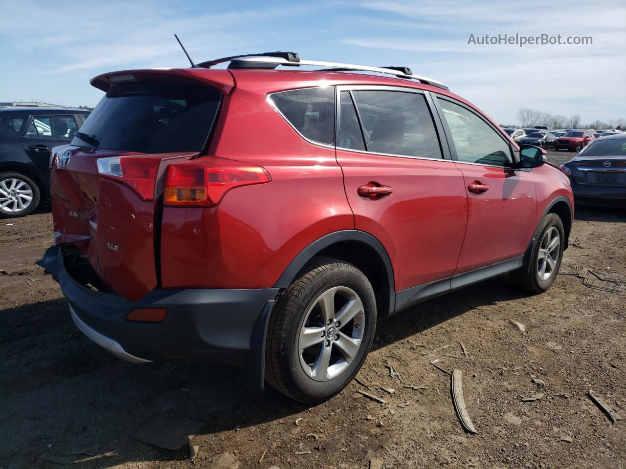 2015 Toyota Rav4 Xle Красный vin: JTMWFREV7FD067892