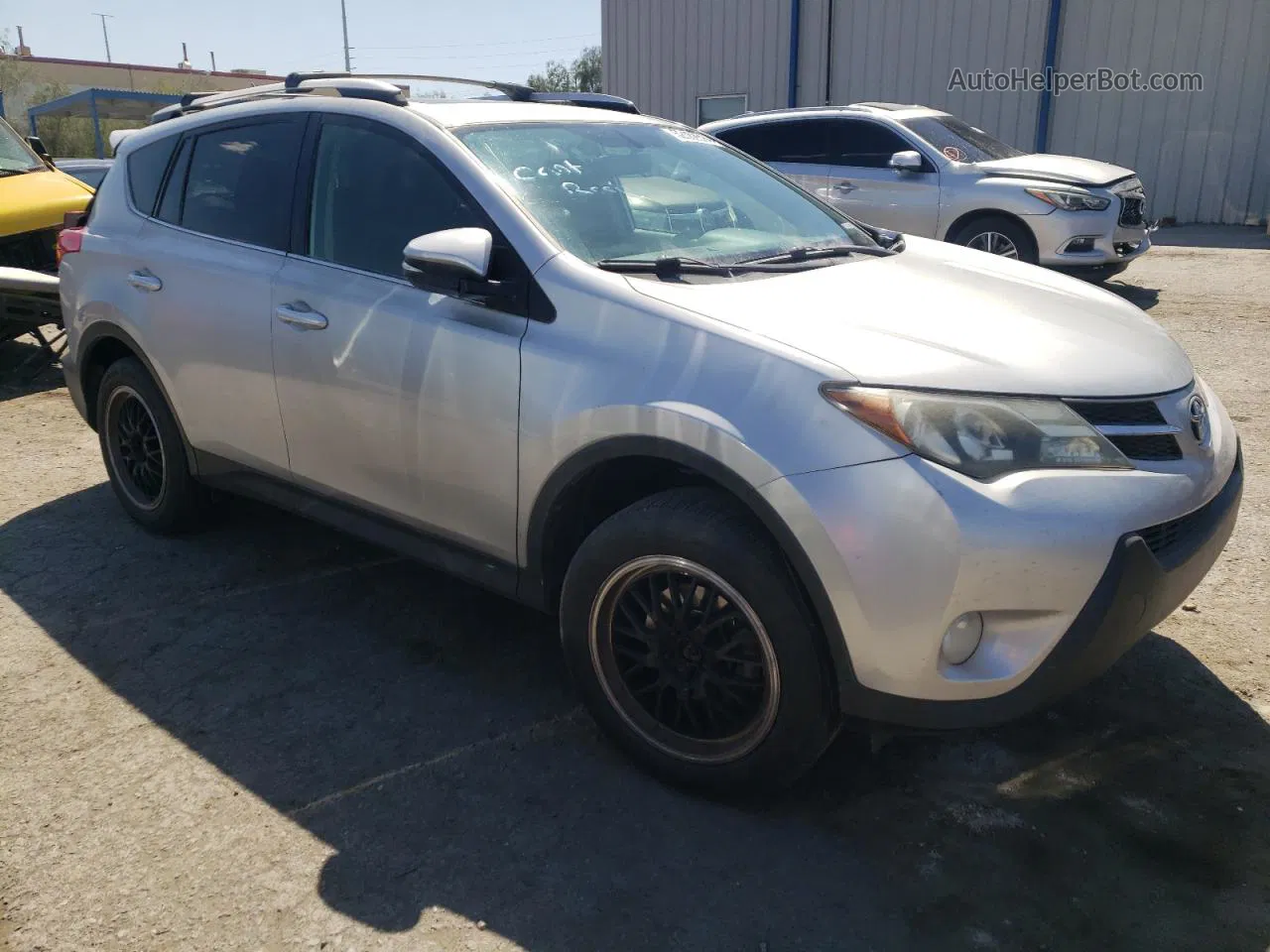 2015 Toyota Rav4 Xle Silver vin: JTMWFREV8FJ038001