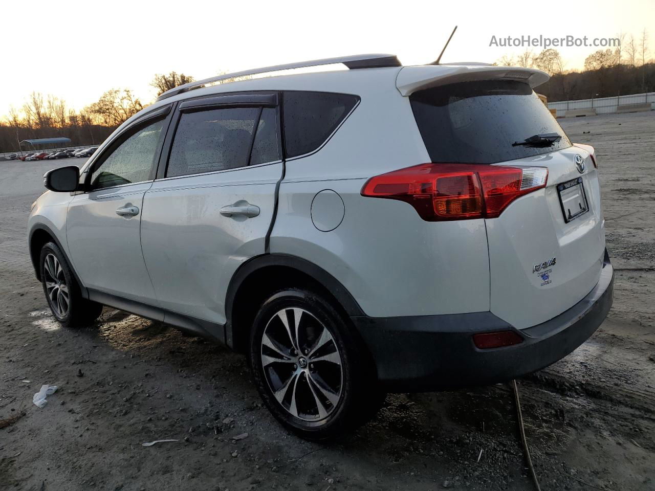 2015 Toyota Rav4 Limited White vin: JTMYFREV9FJ053115