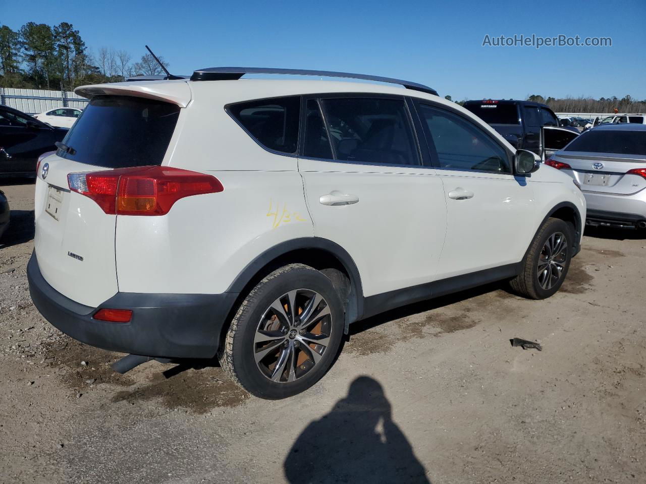 2015 Toyota Rav4 Limited White vin: JTMYFREVXFD071234