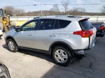 2015 Toyota Rav4 Le Silver vin: JTMZFREV2FD049894