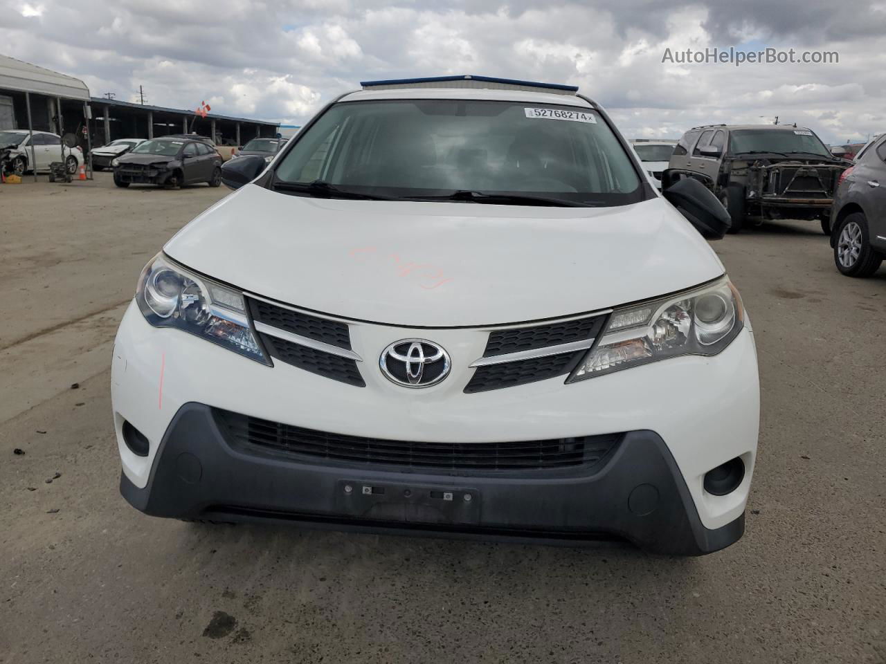 2015 Toyota Rav4 Le White vin: JTMZFREV2FJ025810