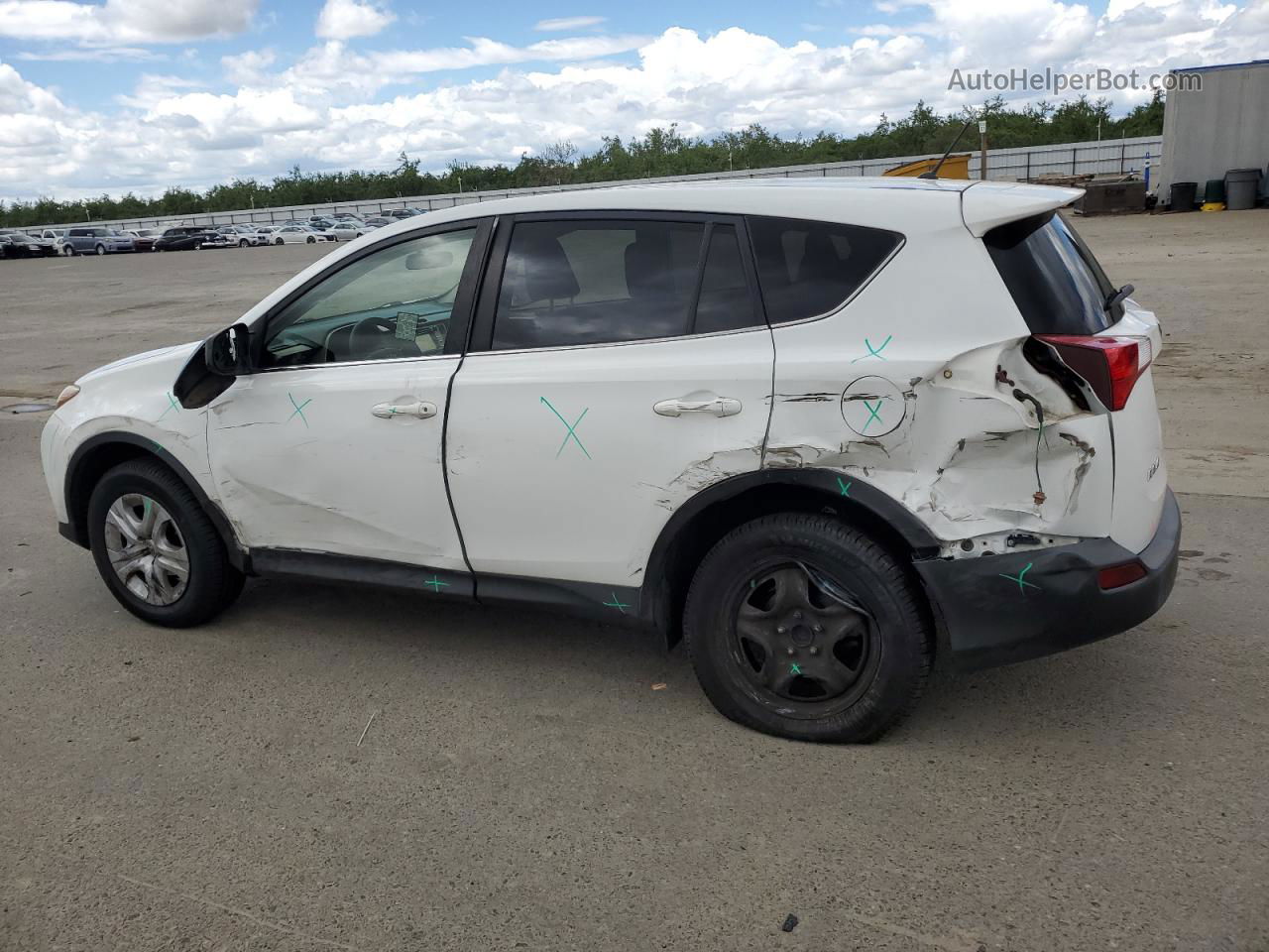 2015 Toyota Rav4 Le White vin: JTMZFREV2FJ025810